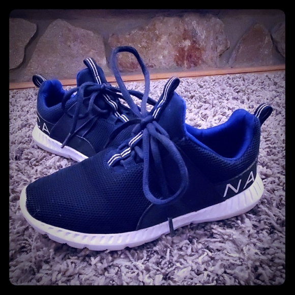 nautica boys sneakers